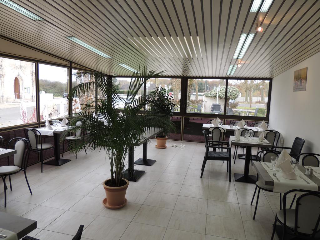 Le Lanthenay Hotel Romorantin-Lanthenay Bagian luar foto